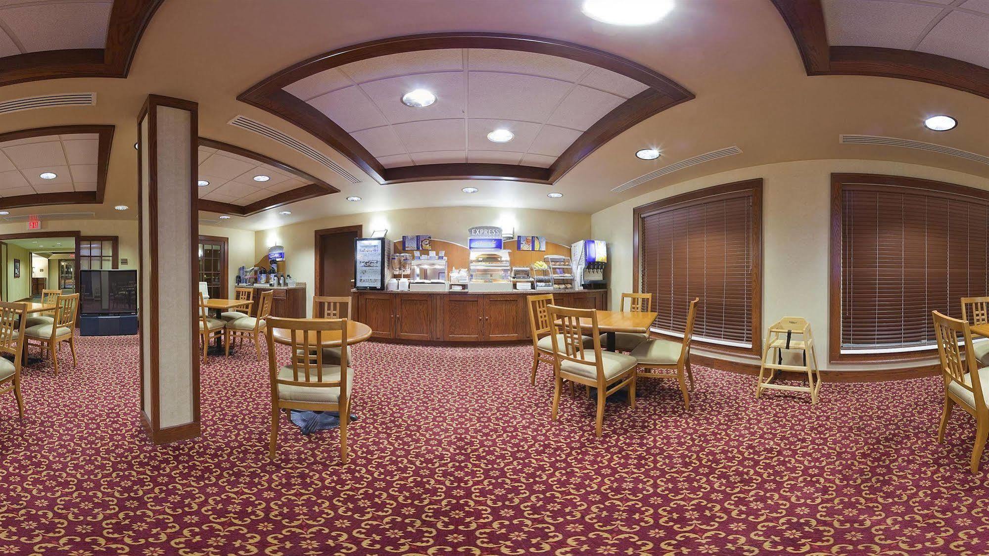 Holiday Inn Express And Suites Greenville Exterior foto